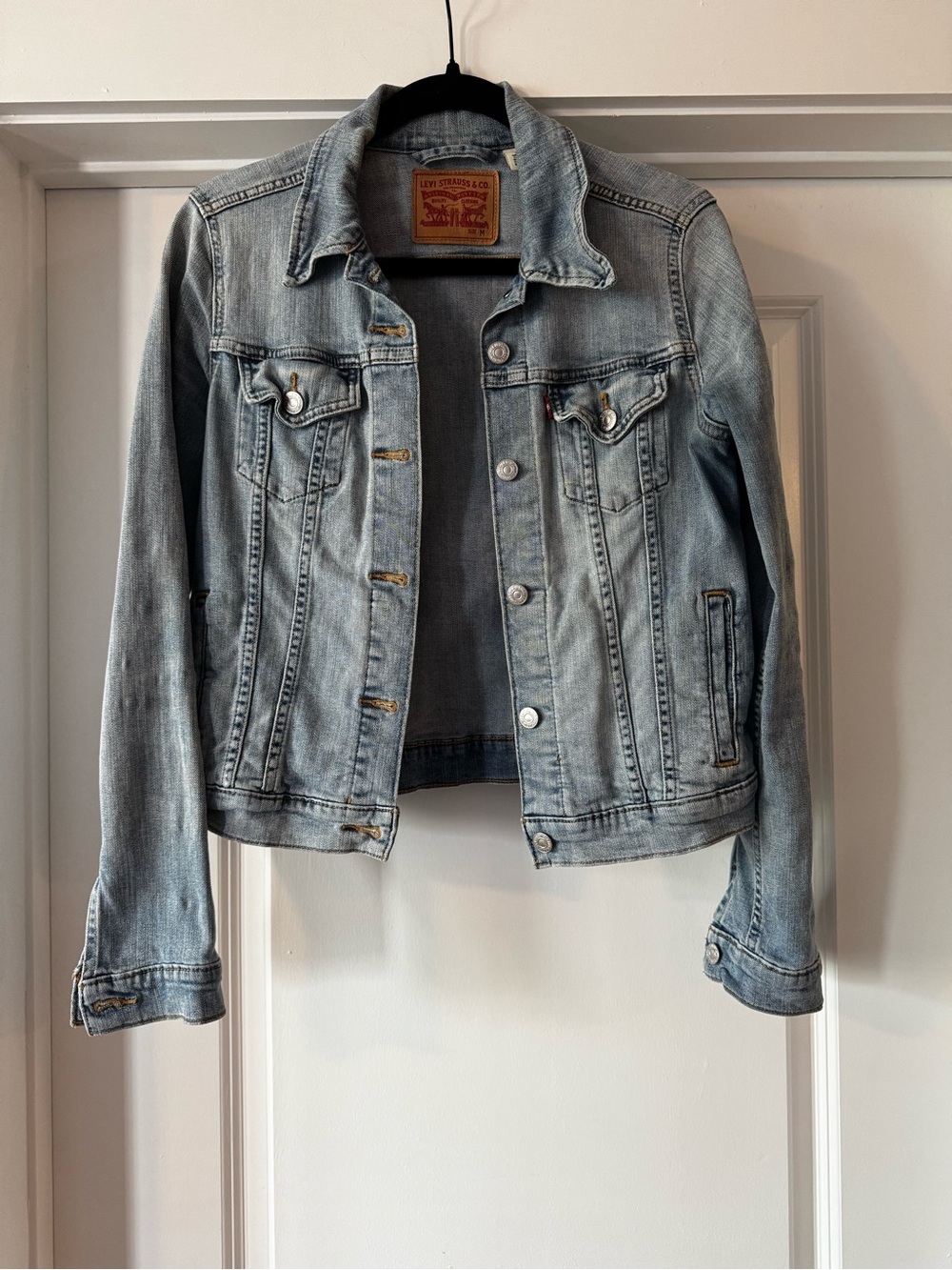 Levi's Women's Light Wash Denim Jacket